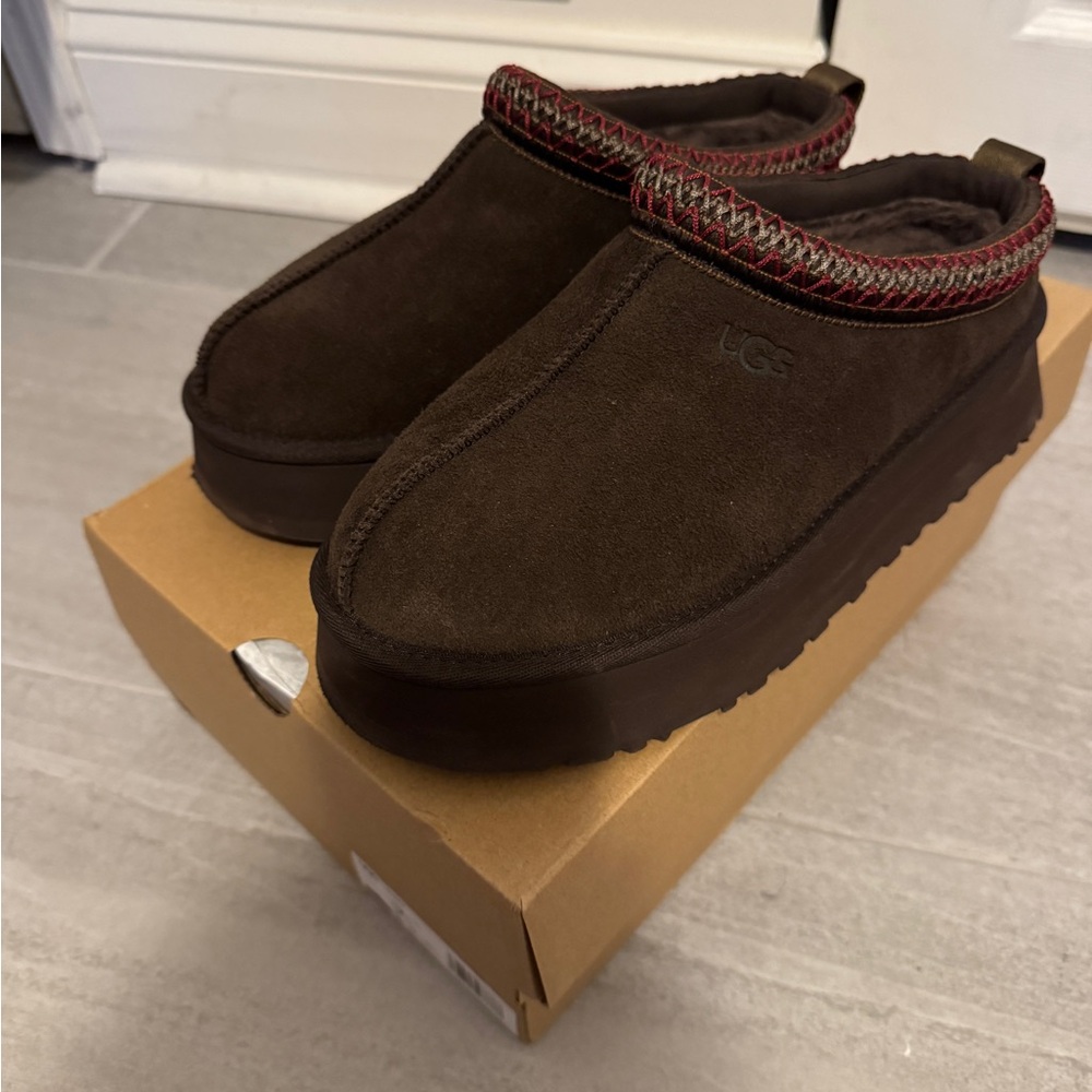 UGG Women’s Tazz II, Size 8, Dusted Cocoa